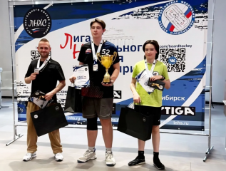 Битюков побеждает в Новосибирске и становится лидером Scorpion Grand Prix